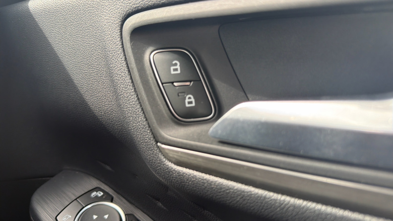 Ford Kuga 2.5 PHEV Titanium First Edition 5dr CVT Estate